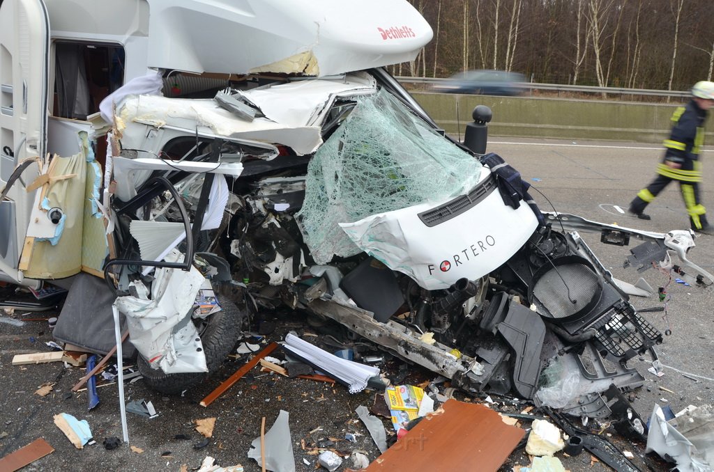 Schwerer VU A 1 Rich Saarbruecken kurz vor AK Leverkusen P136.JPG - Miklos Laubert